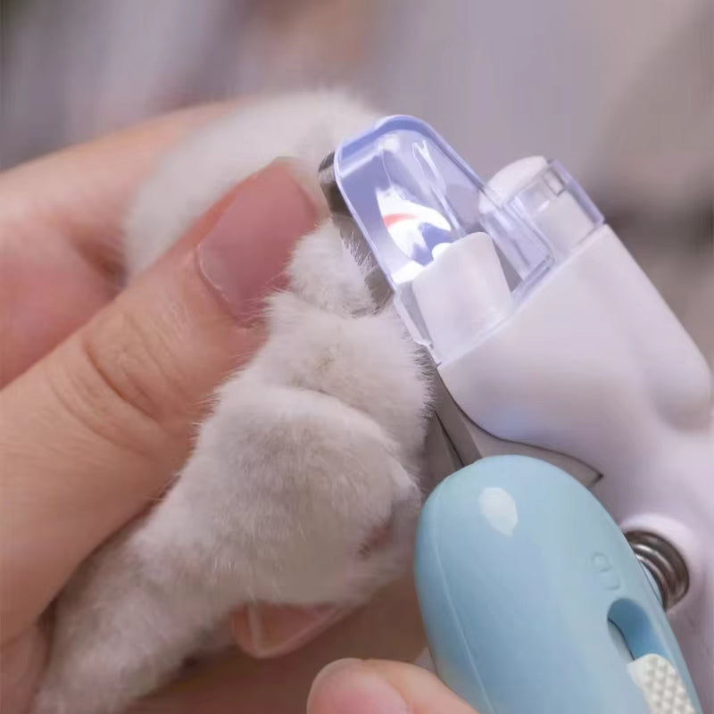 Pet Nail Clippers – Safe & Easy Grooming Tool